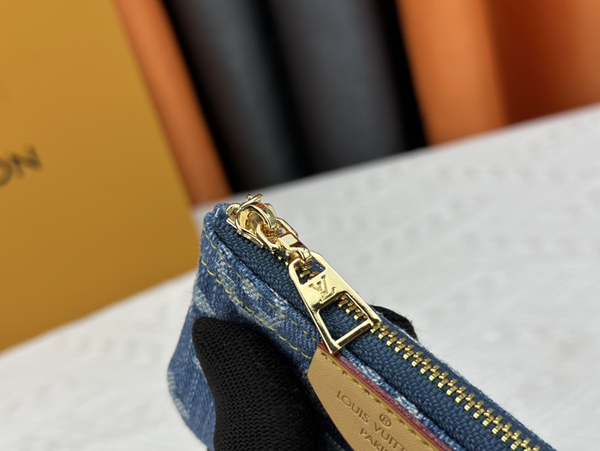 LVコピーウォレット角部分ディテール